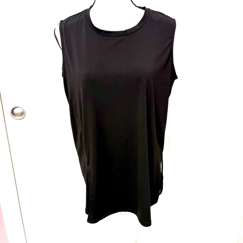 Wynne Layers Black Sleeveless Stretchy Polyester Tunic Top Sz. M #2261